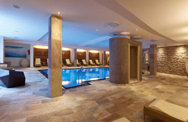 Indoor pool & sauna area in the Hotel Gotthard